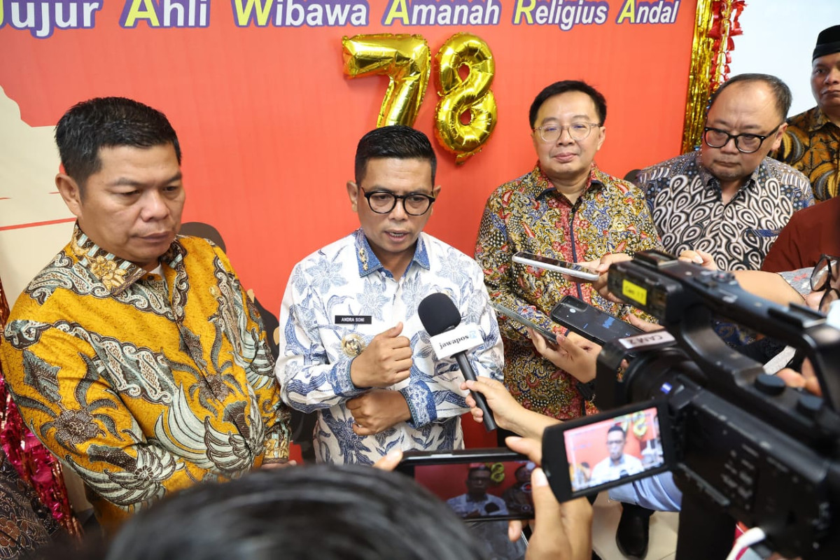 Gubernur Banten Andra Soni Siapkan Hadiah Umroh Bagi Masyarakat Taat Bayar PKB