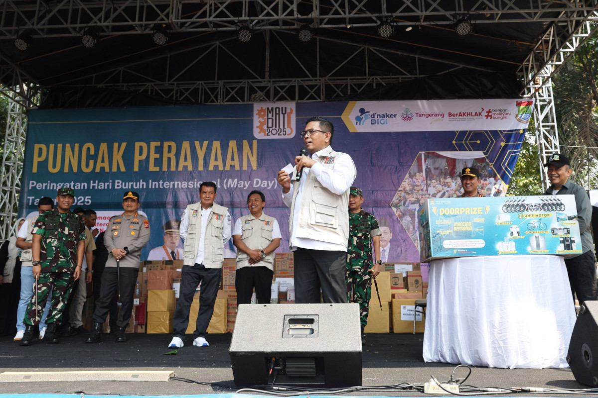 Hadiri May Day, Gubernur  Banten Andra Soni Sebut Buruh Tulang Punggung Perekonomian