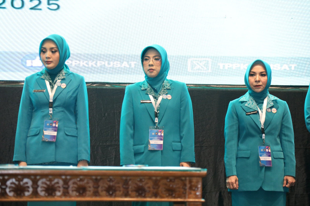 Tinawati Andra Soni Dilantik Tri Tito Karnavian Sebagai Ketua TP PKK dan Pembina Posyandu Provinsi Banten