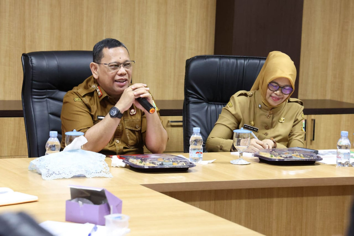 Pj Gubernur Banten A Damenta Pimpin Rapat Persiapan Kunjungan Ketua Umum Seruni Kabinet Merah Putih