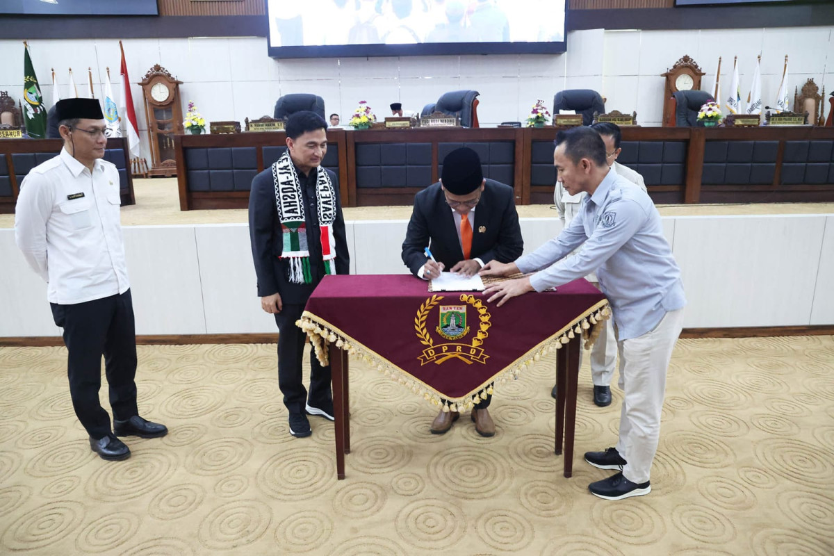 Sampaikan LKPj Tahun 2024, Wagub Banten A Dimyati Natakusumah: Capaian Indikator Kinerja Pemerintahan Secara Umum Cukup Baik