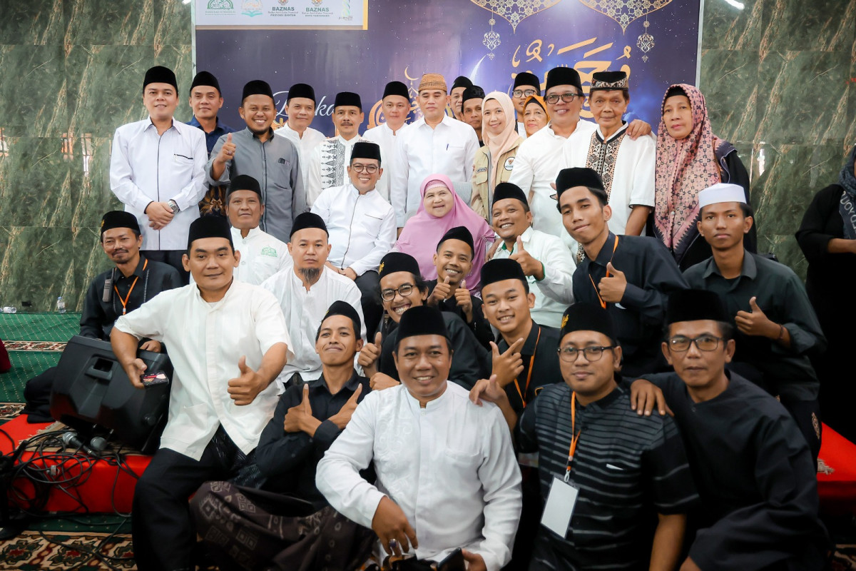 Gubernur Banten Andra Soni Bangga Atas Sikap Gotong Royong dan Kerukunan Warga Banten