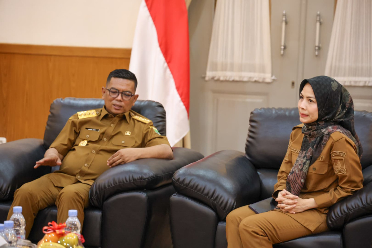 Gubernur Banten Andra Soni dan Bupati Serang Bahas Pembangunan, Pelayanan, Hingga Kemajuan Bank Banten