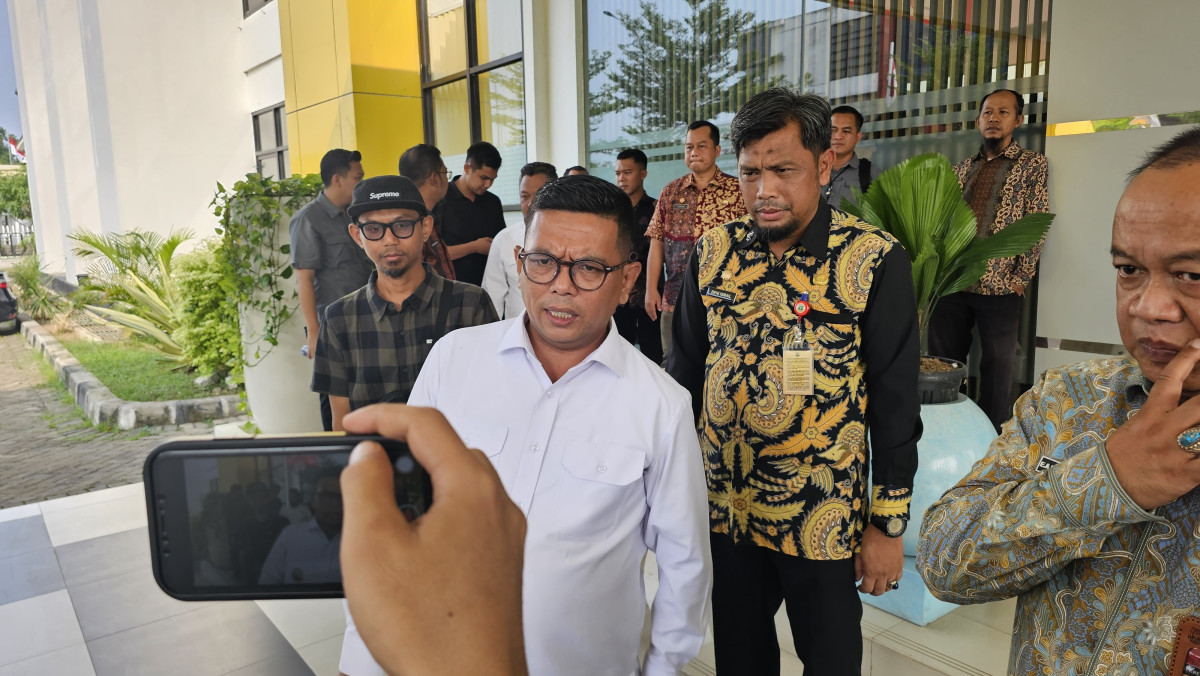 Gubernur Andra Soni Tinjau  Wawancara Lima Kandidat Calon Sekda Banten,