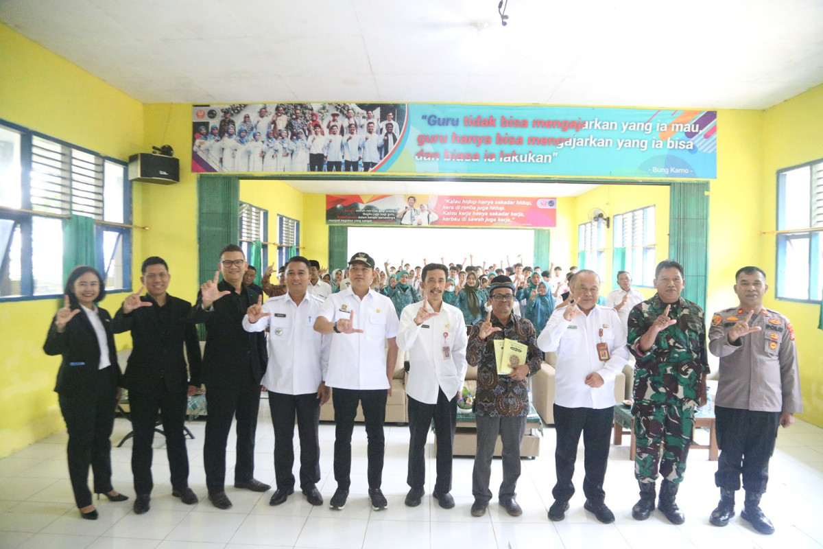 Komitmen Tingkatkan SDM, Pemprov Banten Sinergikan Program Banten Membaca dan MBG Dalam Gerakan Banten Membaca