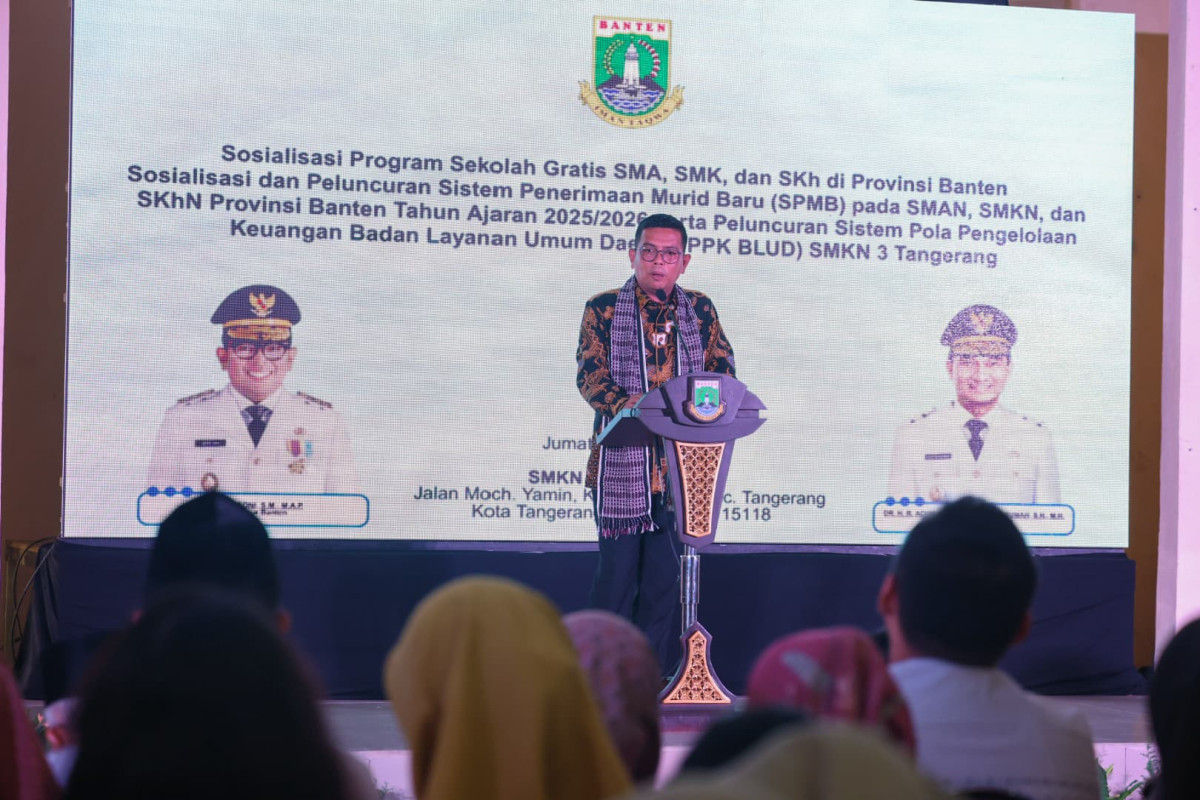 Gubernur Banten Andra Soni Luncurkan Program Sekolah Swasta Gratis, Peluncuran Sosialisasi SPMB dan Penerapan BLUD di SMKN 3 Tangerang