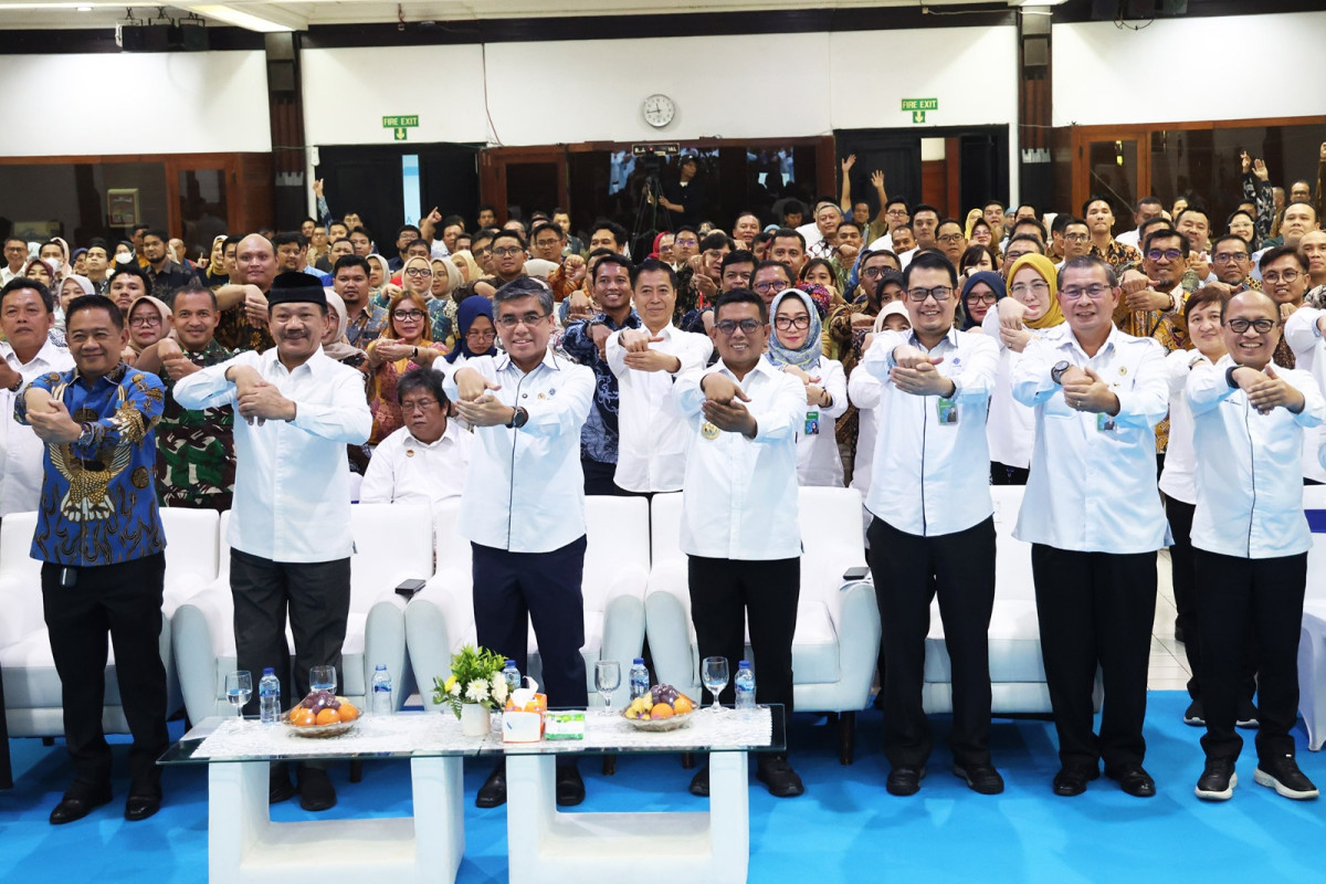 Gubernur Banten Andra Soni Tandatangani Komitmen Bersama Penempatan dan Promosi Tenaga Kerja Disabilitas