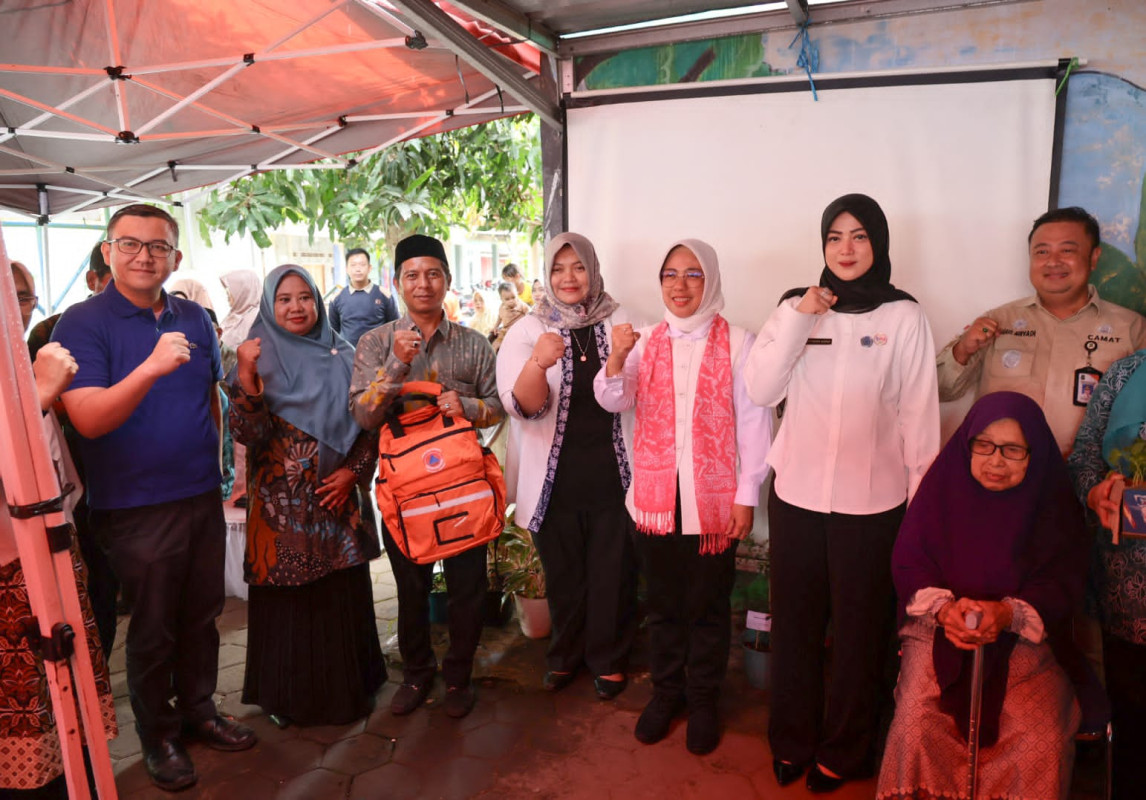 Ketua TP Posyandu Provinsi Banten Tinawati Andra Soni Tinjau Kesiapan Tiga Posyandu Kota Cilegon Ikuti Lomba Posyandu Tingkat Nasional 2025