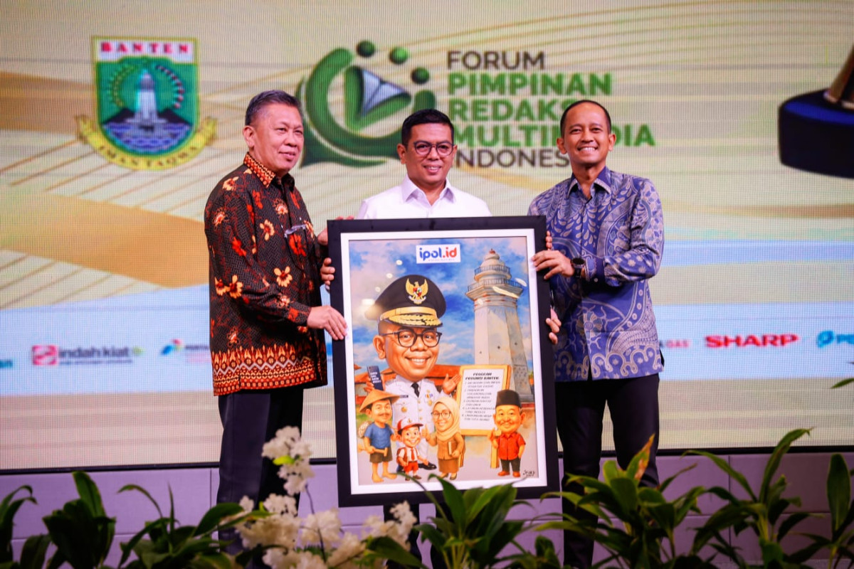 Gubernur Banten Andra Soni Raih Dua Pimred Award Tahun 2025 FPRMI