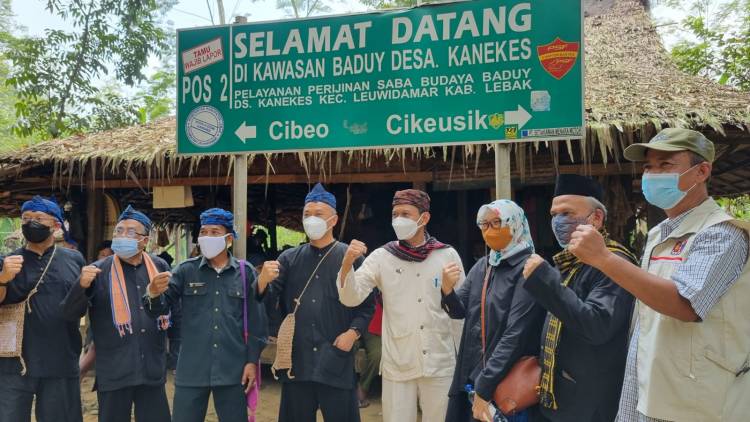 DP3AKKB Mengadakan Pelayanan Adminduk bagi Masyarakat Adat Baduy Dalam dan Sekitarnya 