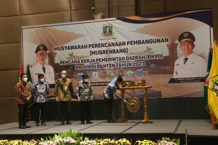 Buka Musrenbang, Wagub Andika Bersyukur Ekonomi Tumbuh Positif di Tengah Pandemi
