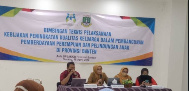 KemenPPPA RI dan DP3AKKB Provinsi Banten Gelar BIMTEK Pelayanan Peningkatan Kualitas Keluarga dalam Pembangunan